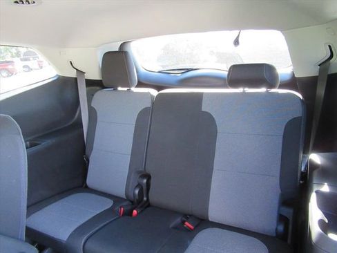 Used 2021 Buick Enclave Preferred image 29