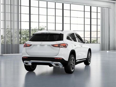 New 2026 Mercedes-Benz GLA 250 4MATIC image 23