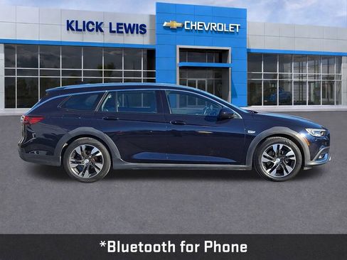 Used 2018 Buick Regal Essence w/ Driver Confidence Package #1 image 9