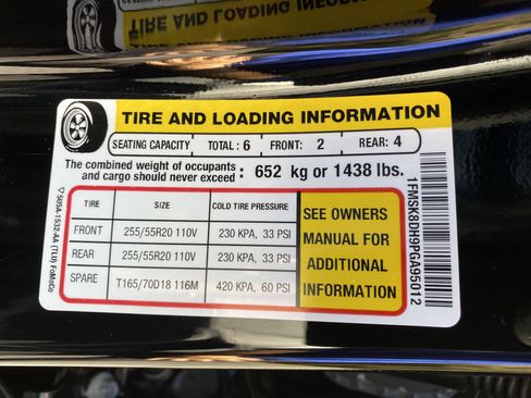 Used 2023 Ford Explorer XLT w/ Equipment Group 202A image 40