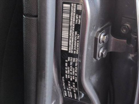 Used 2019 Jeep Renegade Sport w/ Sport Appearance Group AWD/4WD image 24