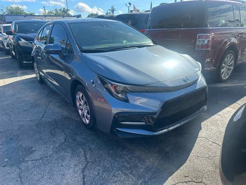 Used 2020 Toyota Corolla SE FWD image 5