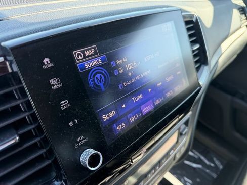 Used 2023 Honda Ridgeline RTL-E image 22
