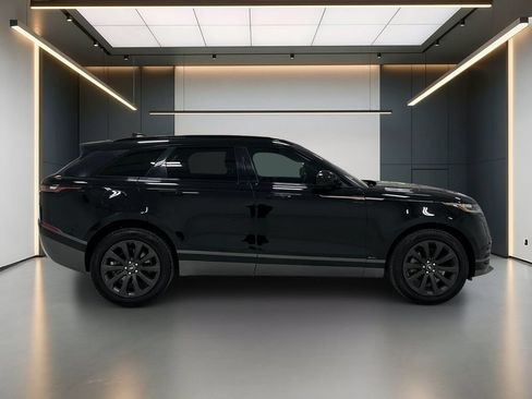 Used 2018 Land Rover Range Rover Velar R-Dynamic SE AWD/4WD image 7