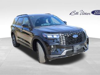 New 2026 Ford Explorer ST-Line w/ ST-Line Street Pack video 2