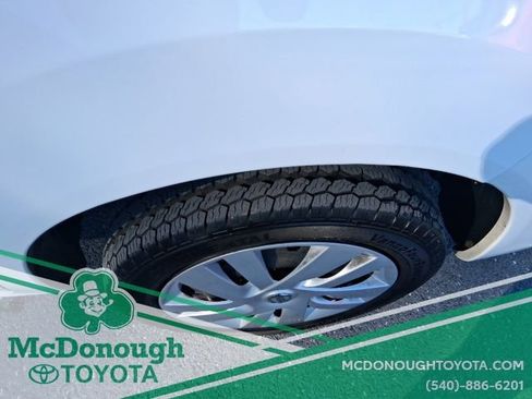 Used 2021 Nissan NV200 SV w/ Back Door Glass Package image 14