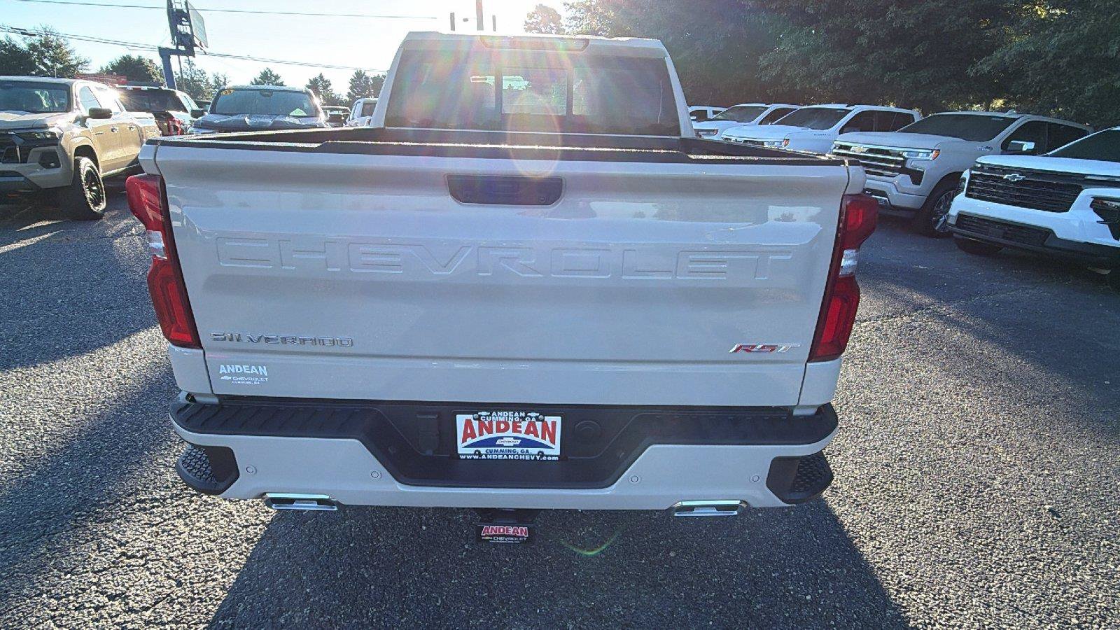 New 2026 Chevrolet Silverado 1500 RST w/ RST All Star Premium Package AWD/4WD image 9