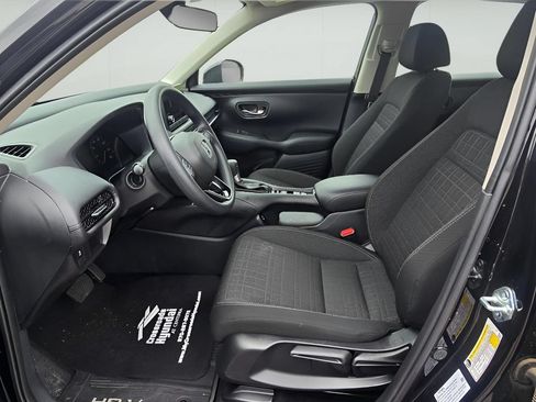 Used 2025 Honda HR-V LX image 29