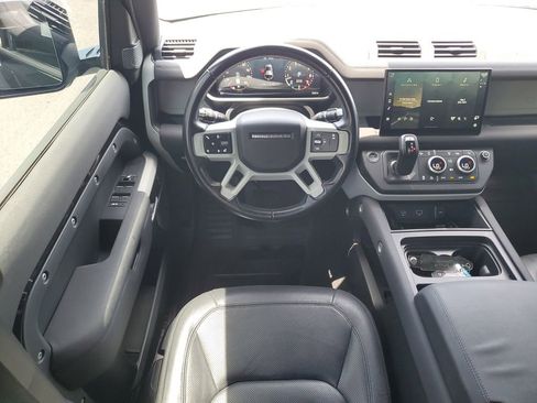 Used 2022 Land Rover Defender 110 S AWD/4WD image 15