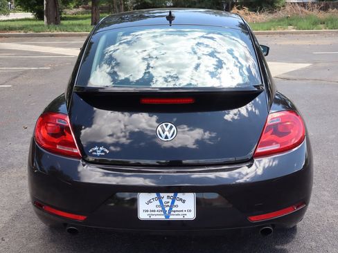 Used 2013 Volkswagen Beetle 2.0T FWD image 6