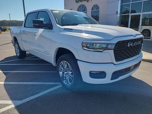 New 2026 RAM 1500 Big Horn AWD/4WD image 2
