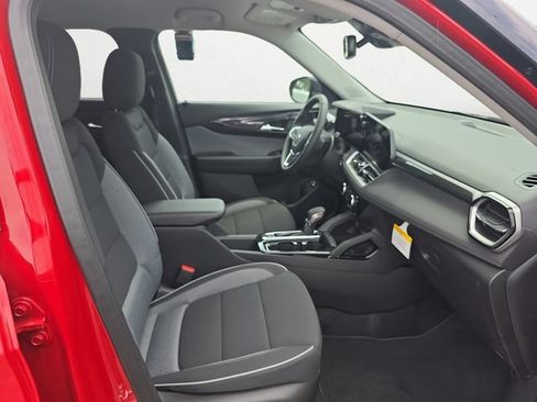 New 2026 Chevrolet TrailBlazer LT w/ Convenience Package FWD image 15