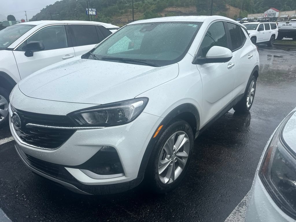 Used 2023 Buick Encore GX Preferred w/ Cold Weather Comfort Package FWD image 1