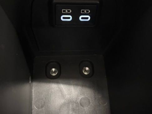 Used 2024 Toyota RAV4 XLE Premium image 35