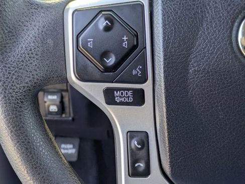 Used 2018 Toyota Tundra SR5 image 21