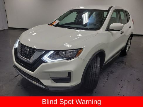 Used 2020 Nissan Rogue S FWD image 5