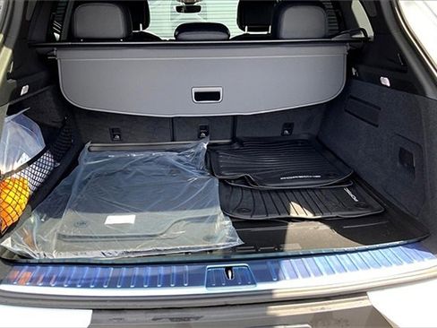 Used 2025 Porsche Cayenne image 14