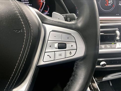 Used 2021 BMW X7 xDrive40i w/ Premium Package image 21