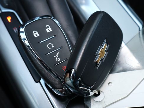 Used 2024 Chevrolet Blazer LT w/ Convenience Package FWD image 24