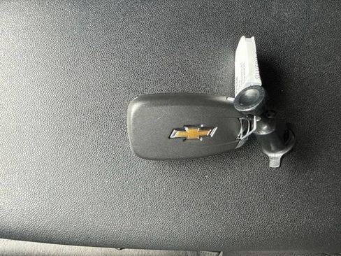 Used 2024 Chevrolet Equinox LS w/ LS Convenience Package FWD image 31