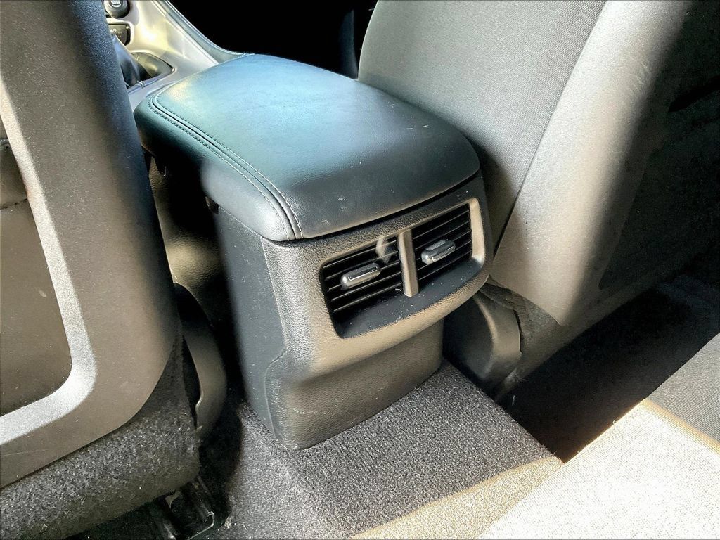 Used 2023 Dodge Challenger R/T w/ Blacktop Package RWD image 13