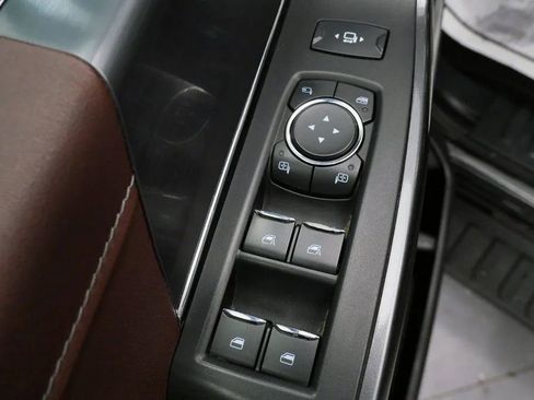 Used 2021 Ford F150 Lariat w/ Equipment Group 502A High AWD/4WD image 15