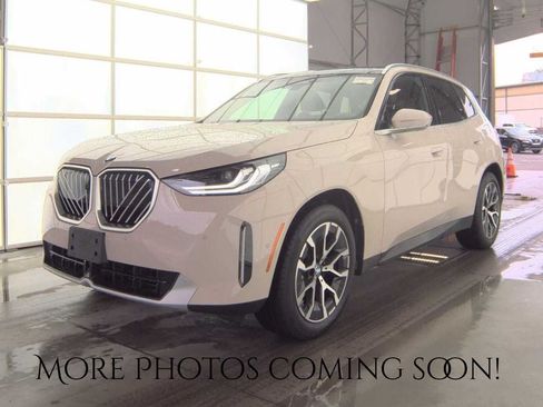 Used 2025 BMW X3 xDrive30i w/ Premium Package AWD/4WD image 1