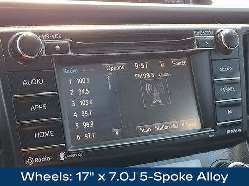 Used 2017 Toyota RAV4 XLE AWD/4WD image 12