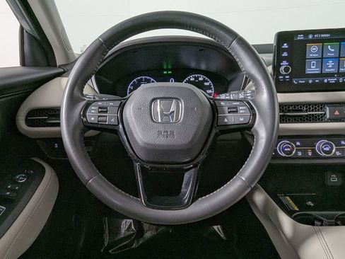 Used 2024 Honda HR-V EX-L image 30