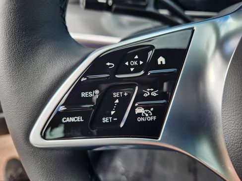 New 2026 Mercedes-Benz C 300 4MATIC Sedan image 20