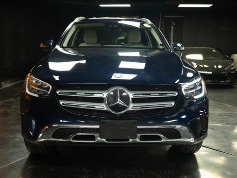 Used 2022 Mercedes-Benz GLC 300 4MATIC image 3