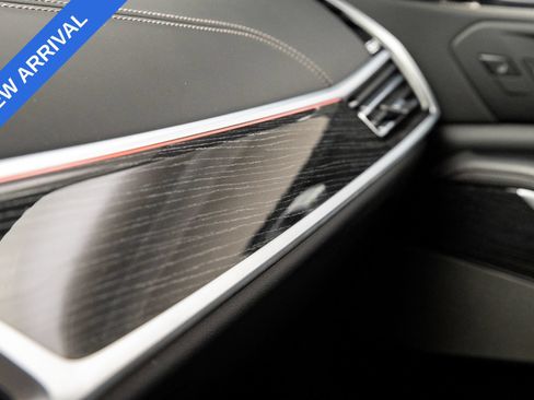 Used 2021 BMW ALPINA XB7 AWD/4WD image 35