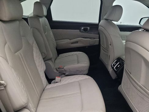 Used 2022 Kia Sorento SX FWD image 19