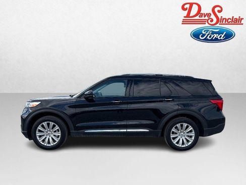 Used 2024 Ford Explorer Limited w/ Equipment Group 301A AWD/4WD image 10