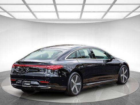 Certified 2023 Mercedes-Benz EQS 450+ 4MATIC Sedan image 4