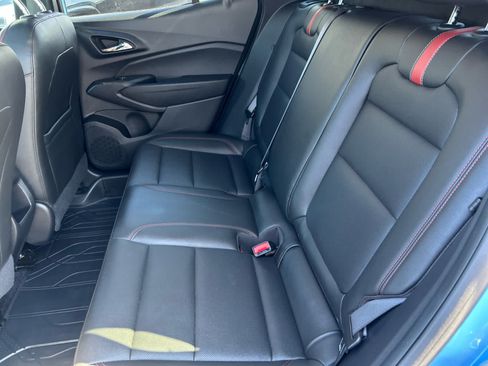 Used 2024 Chevrolet Trax RS w/ Sunroof Package FWD image 23