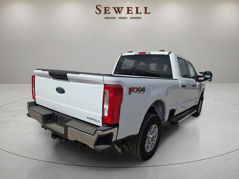 New 2025 Ford F250 XLT w/ 360-Degree Camera Package image 4