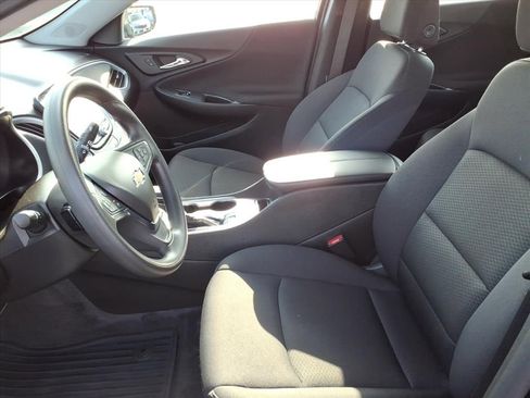 Used 2024 Chevrolet Malibu LT image 10