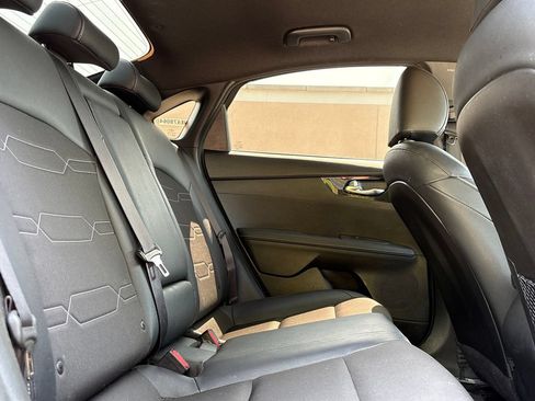 Used 2022 Kia Forte GT-Line FWD image 27