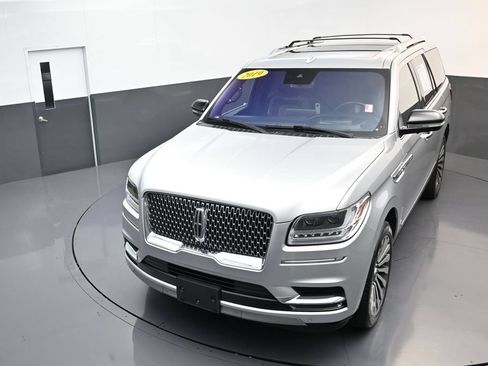 Used 2019 Lincoln Navigator Reserve AWD/4WD image 24