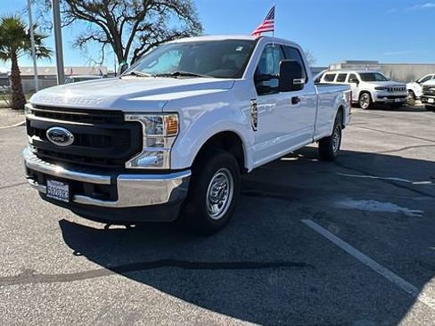 Used 2022 Ford F250 XL w/ Power Equipment Group image 7