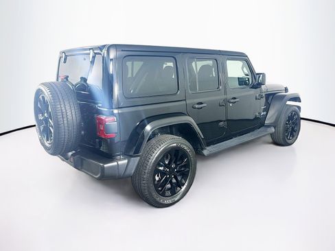 Used 2023 Jeep Wrangler Sahara w/ Cold Weather Group image 9