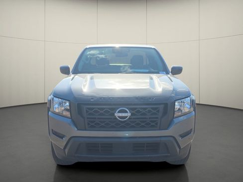 Used 2022 Nissan Frontier S w/ Technology Package RWD image 2