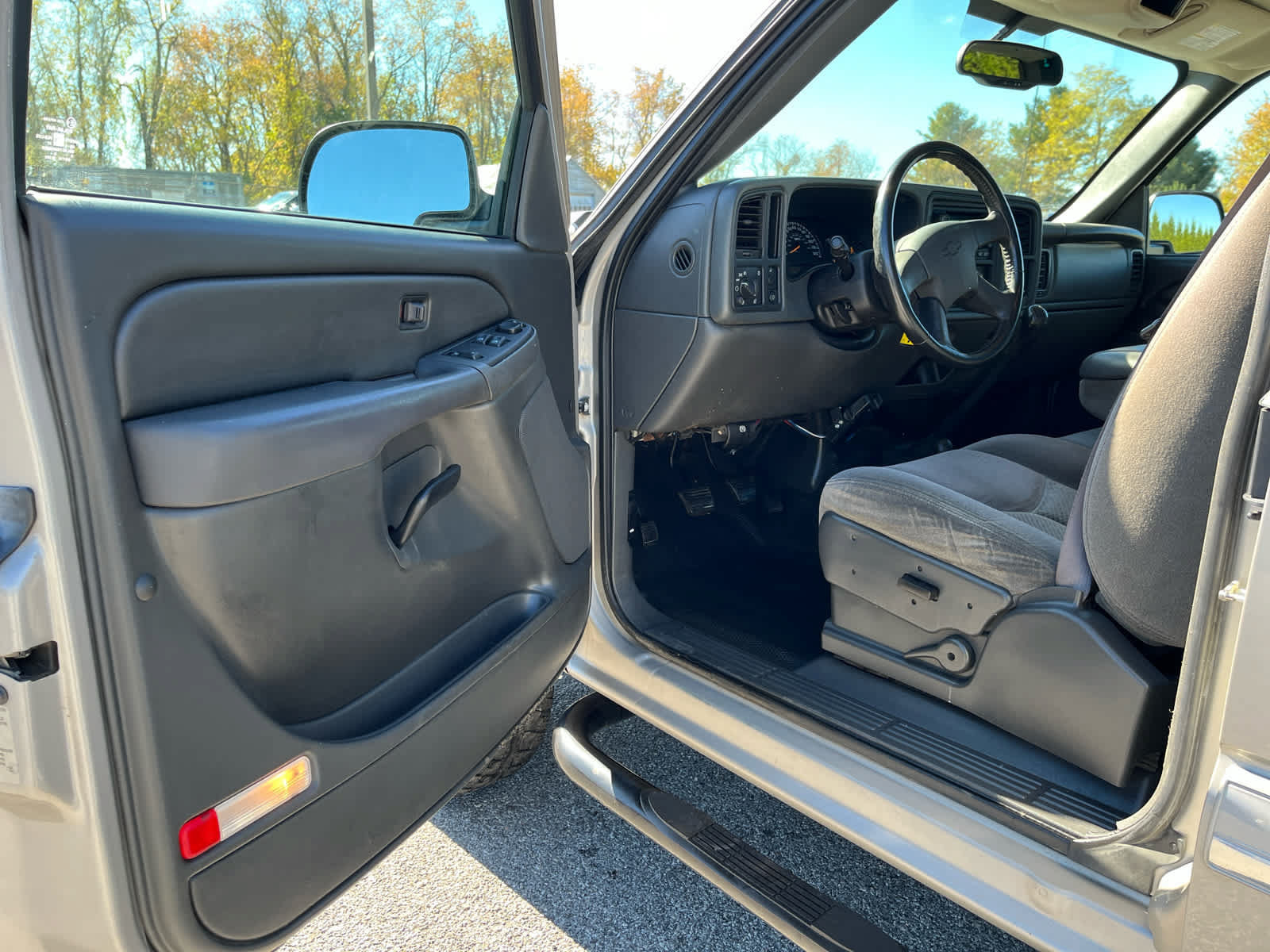 Used 2007 Chevrolet Silverado 2500 LT AWD/4WD image 9