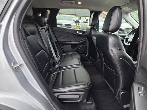Used 2023 Ford Escape Platinum AWD/4WD image 25