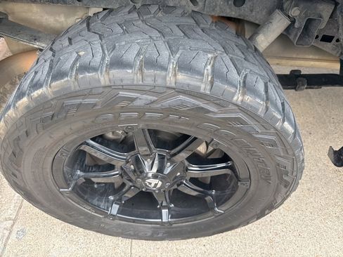 Used 2019 Ford F150 XLT w/ Equipment Group 302A Luxury image 15