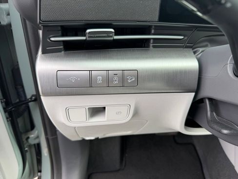 Used 2026 Hyundai Kona SE AWD/4WD image 16
