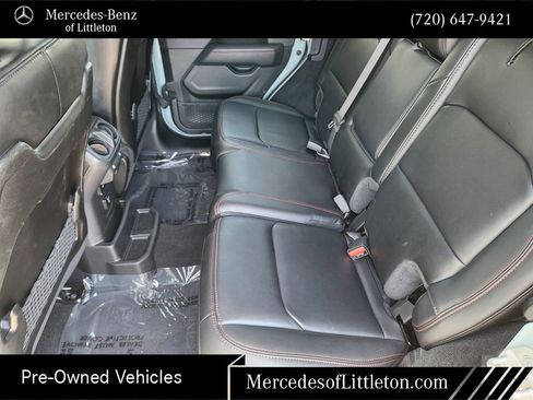 Used 2024 Jeep Wrangler Unlimited Rubicon w/ Safety Group AWD/4WD image 31