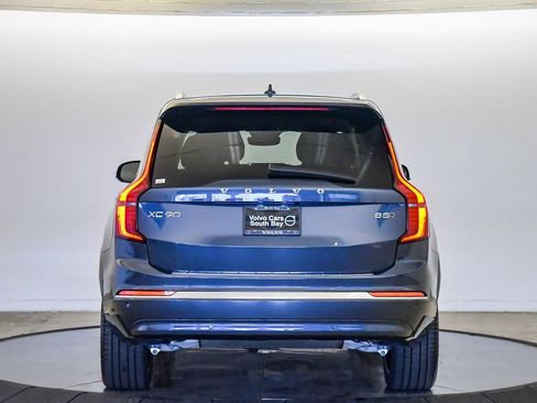 Certified 2025 Volvo XC90 B5 Plus w/ Protection Package Premier image 3
