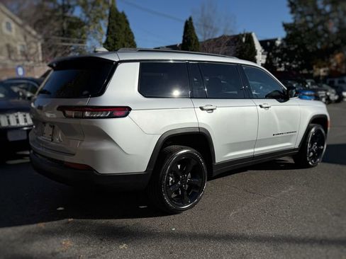 New 2025 Jeep Grand Cherokee L Altitude image 10